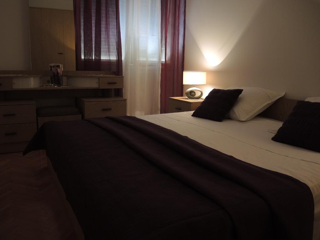 Apartment In Centre For 7 Split Ruang foto